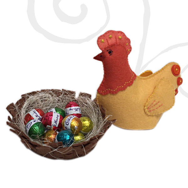 Easter chicken in a basket, sewing kit